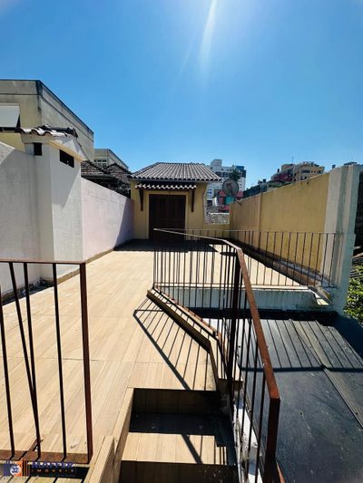 Casa, 3 quartos, 239 m² - Foto 2