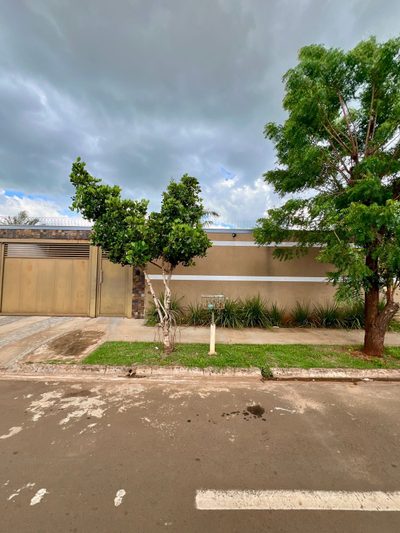 Casa, 3 quartos, 250 m² - Foto 1