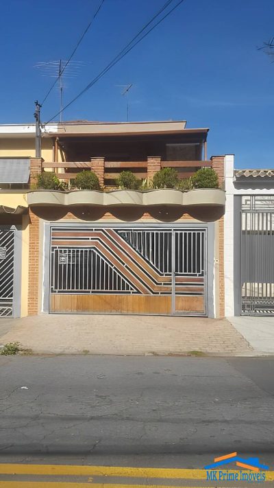 Sobrado, 3 quartos, 279 m² - Foto 2