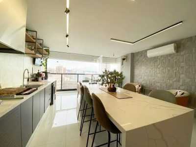 Apartamento, 3 quartos, 132 m² - Foto 1