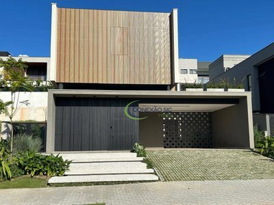 Sobrado, 4 quartos, 390 m² - Foto 2