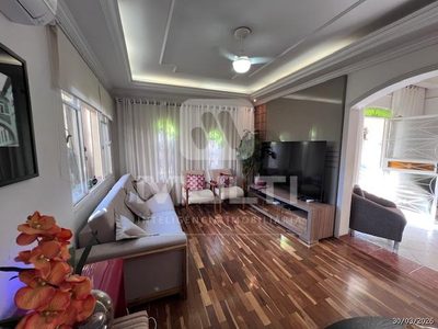 Casa, 3 quartos, 244 m² - Foto 5
