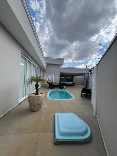 Casa, 3 quartos, 180 m² - Foto 1