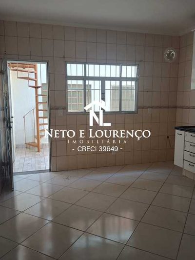 Casa, 2 quartos, 80 m² - Foto 1
