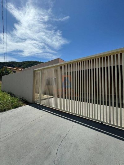 Casa, 3 quartos, 121 m² - Foto 1