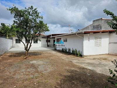 Casa, 2 quartos, 168 m² - Foto 1