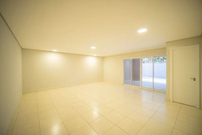 Casa, 3 quartos, 213 m² - Foto 2