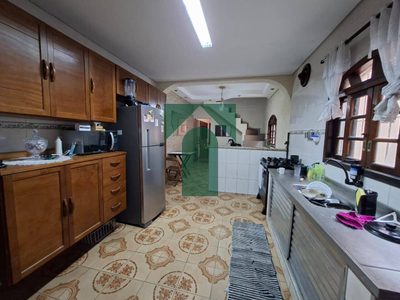 Sobrado, 3 quartos, 166 m² - Foto 1