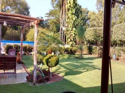 Chácara, 4 quartos, 300 m² - Foto 2