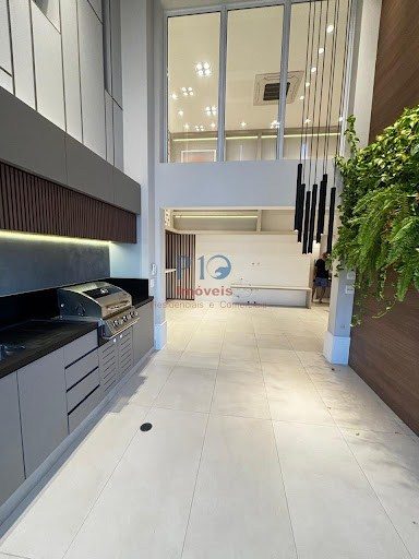 Apartamento, 3 quartos, 138 m² - Foto 1