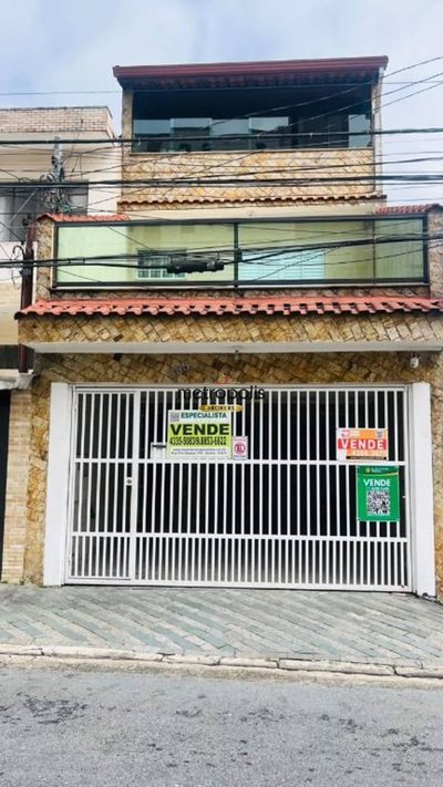 Sobrado, 3 quartos, 269 m² - Foto 2