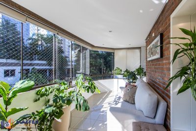 Apartamento, 3 quartos, 167 m² - Foto 1
