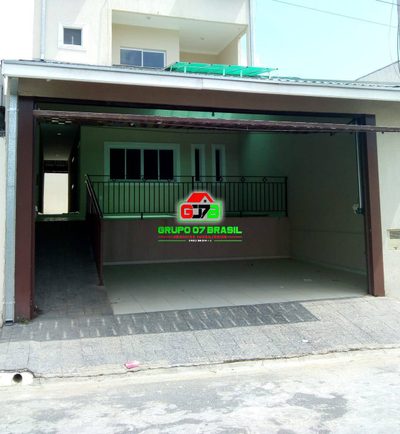 Casa, 4 quartos, 235 m² - Foto 2