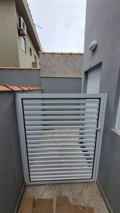 Casa, 2 quartos, 67 m² - Foto 1