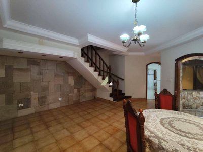Sobrado, 5 quartos, 300 m² - Foto 1