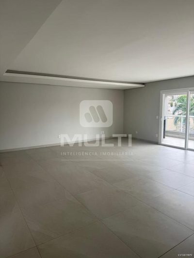 Apartamento, 3 quartos, 185 m² - Foto 1