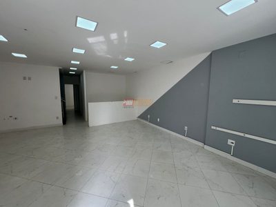 Sobrado, 3 quartos, 330 m² - Foto 2