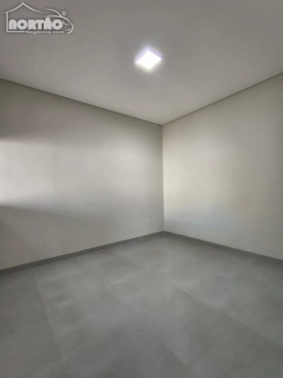 Casa, 3 quartos, 60 m² - Foto 3