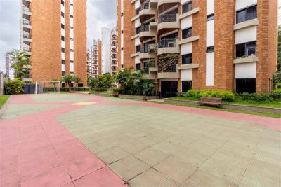 Apartamento, 3 quartos, 140 m² - Foto 2