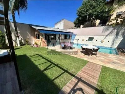 Casa, 5 quartos, 720 m² - Foto 1