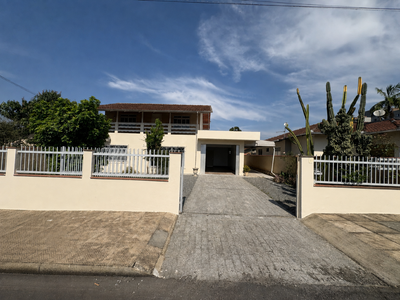 Sobrado, 5 quartos, 380 m² - Foto 1