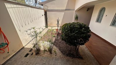 Casa, 3 quartos, 217 m² - Foto 1