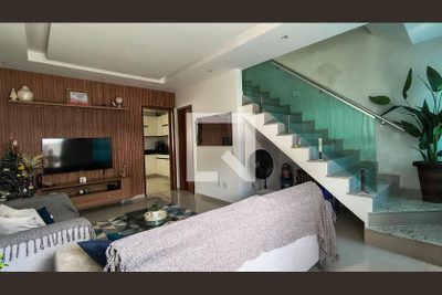 Casa, 4 quartos, 200 m² - Foto 1