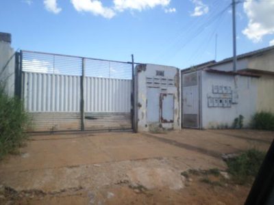 Casa, 2 quartos, 180 m² - Foto 1
