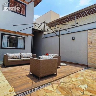 Casa, 4 quartos, 180 m² - Foto 4