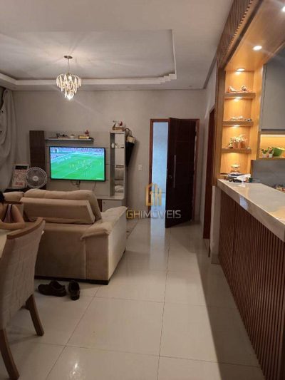 Casa, 4 quartos, 182 m² - Foto 1