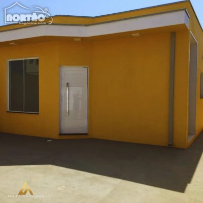 Casa, 4 quartos, 130 m² - Foto 2