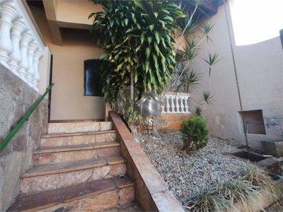 Casa, 3 quartos, 230 m² - Foto 1