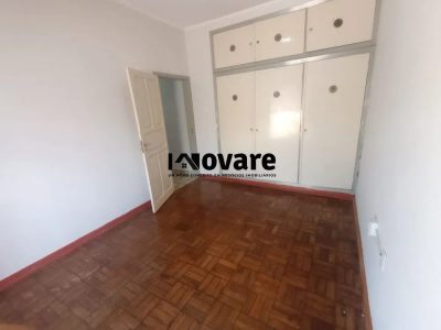 Casa, 3 quartos, 218 m² - Foto 3