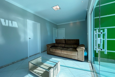 Casa, 4 quartos, 221 m² - Foto 2