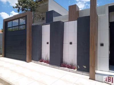 Casa, 3 quartos, 250 m² - Foto 1