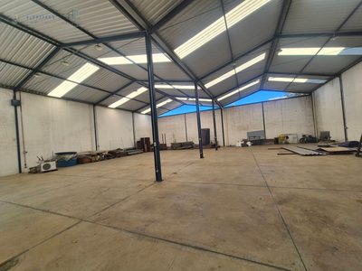 Depósito-Galpão, 805 m² - Foto 1