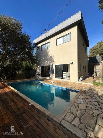 Sítio, 4 quartos, 1000 m² - Foto 1