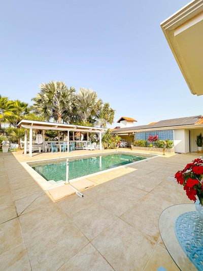 Casa, 4 quartos, 451 m² - Foto 1