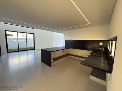Casa, 4 quartos, 312 m² - Foto 2