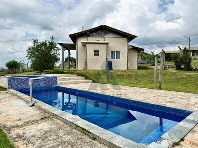 Chácara, 3 quartos, 1124 m² - Foto 1