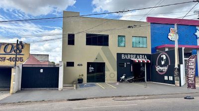 Sobrado, 3 quartos, 411 m² - Foto 1