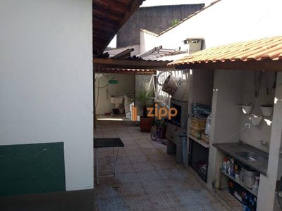 Casa, 3 quartos, 211 m² - Foto 3