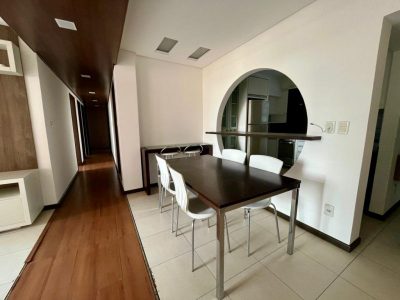 Apartamento, 3 quartos, 113 m² - Foto 1
