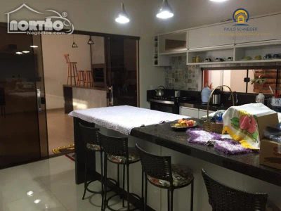 Casa, 4 quartos, 280 m² - Foto 5