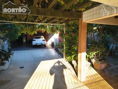 Casa, 5 quartos, 222 m² - Foto 2