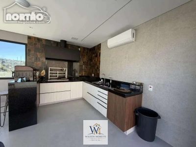 Casa, 6 quartos, 350 m² - Foto 4