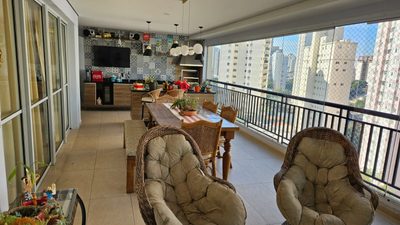 Apartamento, 3 quartos, 184 m² - Foto 2