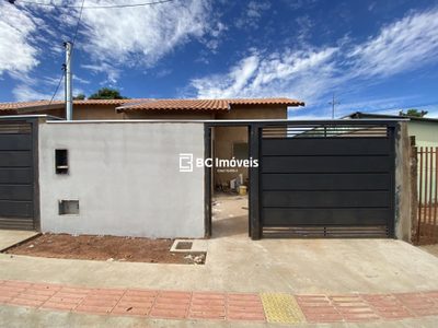 Casa, 2 quartos, 74 m² - Foto 1