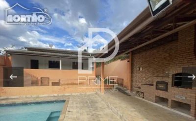 Casa, 4 quartos, 200 m² - Foto 2