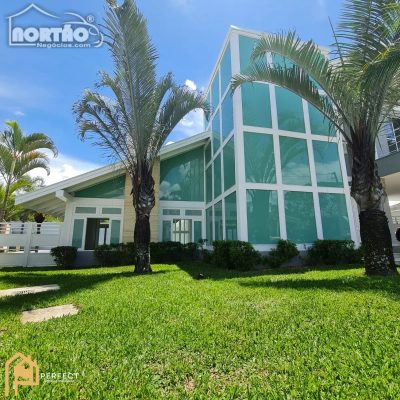Casa, 5 quartos, 422 m² - Foto 3
